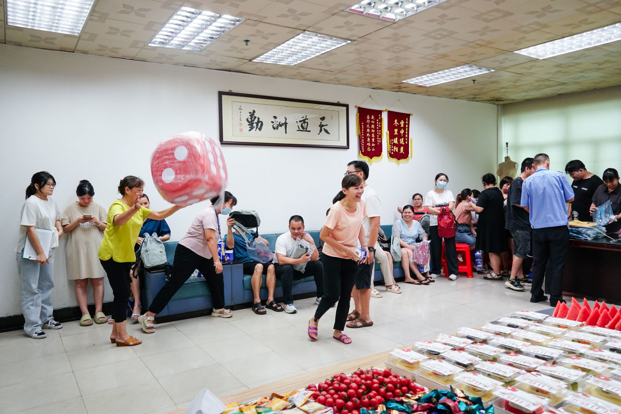 8月份員工生日會(huì)丨我們齊聚一堂，不負(fù)時(shí)光(圖13)